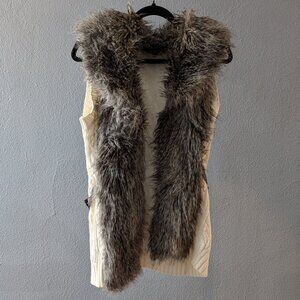 Guess ViVi Sweater Faux Fur Sweater Vest Sz L